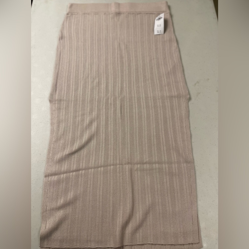 Beige Abercrombie long lightweight sweater skirt, size medium